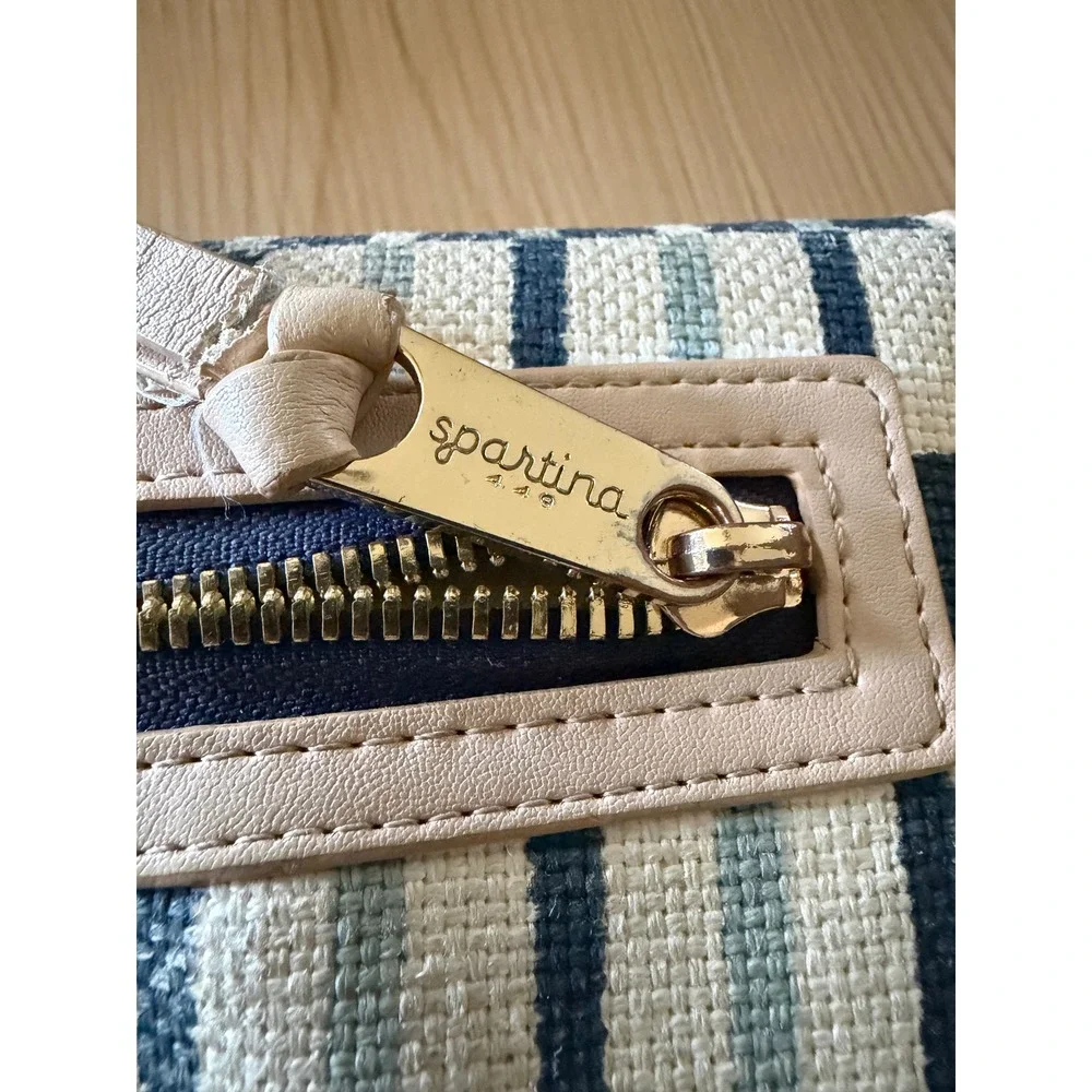 Spartina 449 Blue Cream Linen Leather Wristlet Wallet Zip Around Organizer